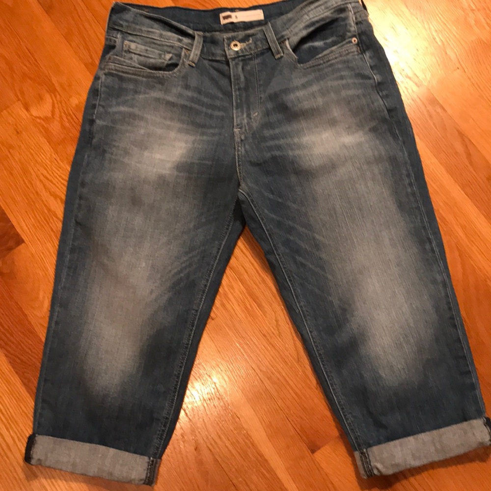 Levi’s Capri Jeans - Sz 8